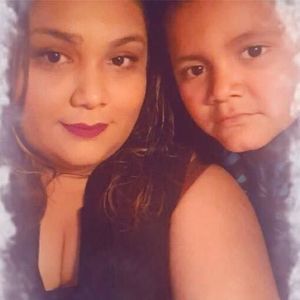 Meet your Posher, Isabel